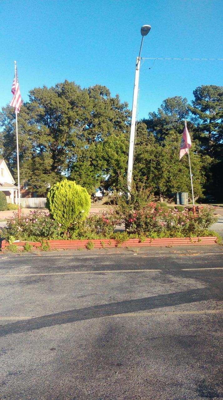 Aristocrat Motor Inn Bolivar Exterior foto